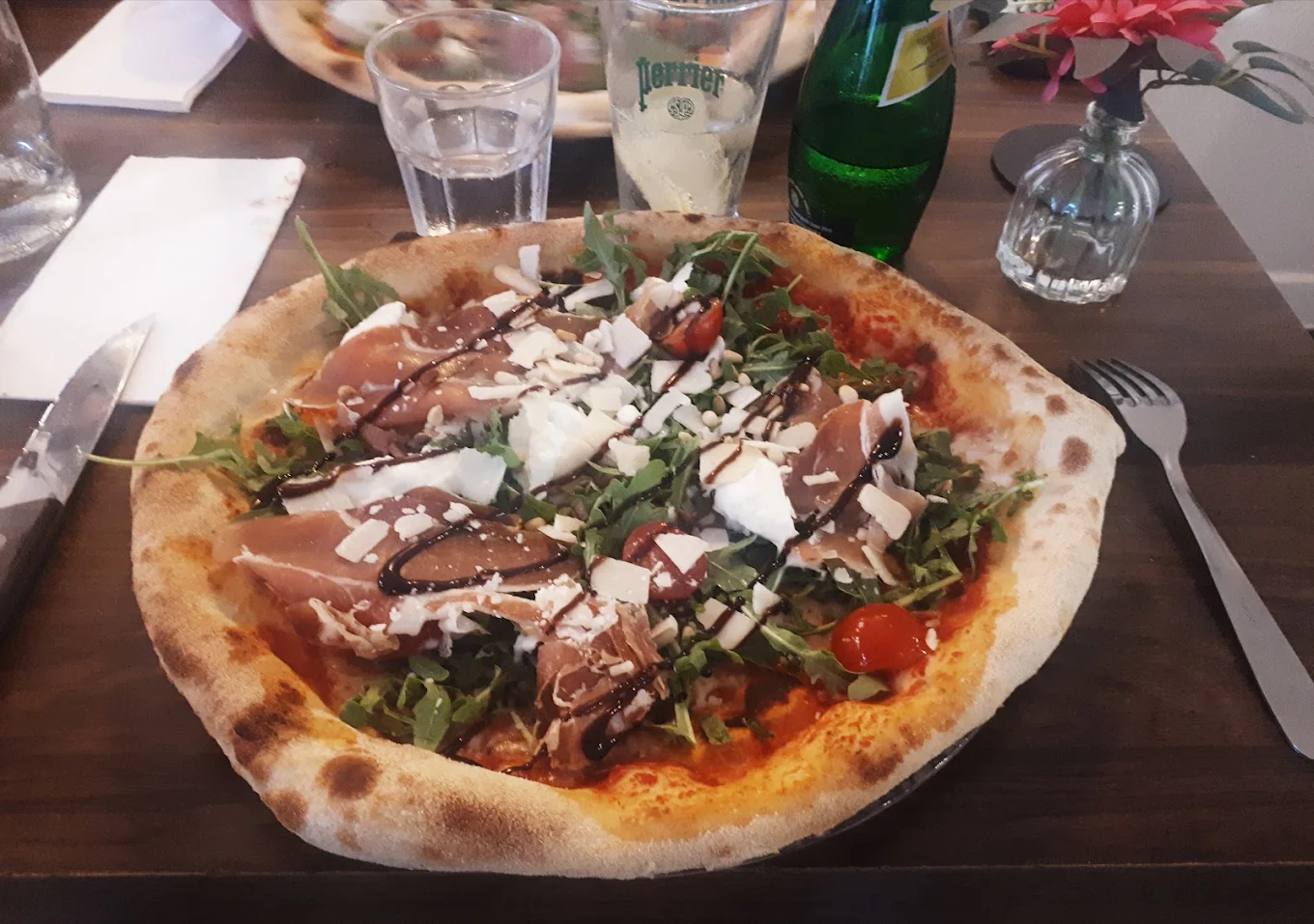 Sélection de pizzas napolitaines chez Amore Pizza